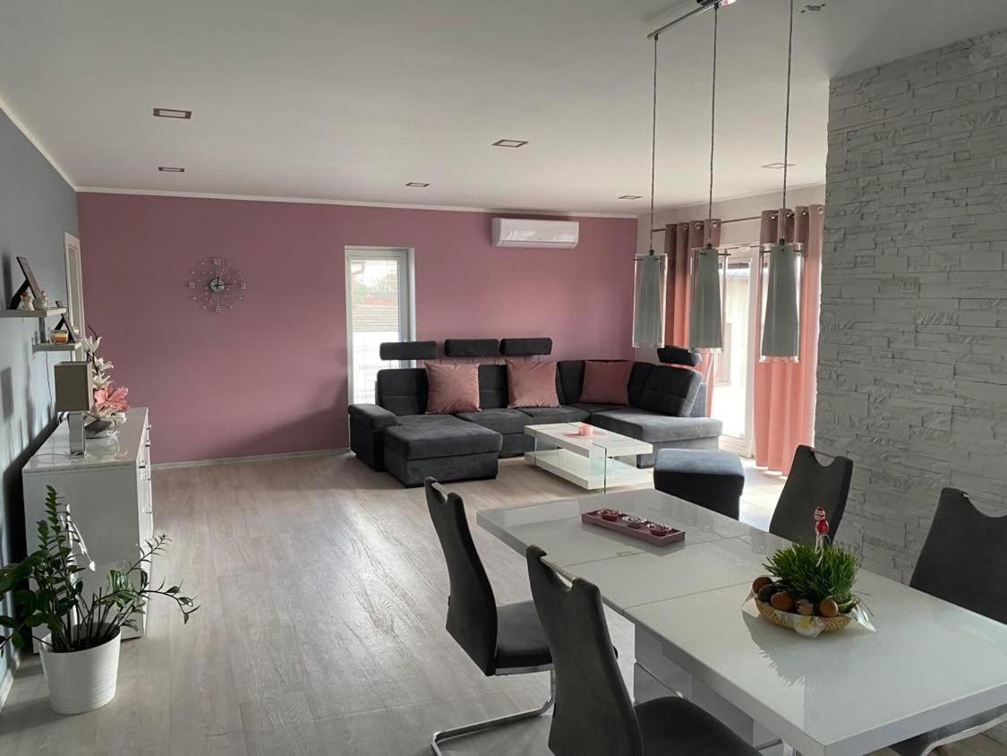 Prazdninovy Dum Sorada Villa Rohatec Bagian luar foto